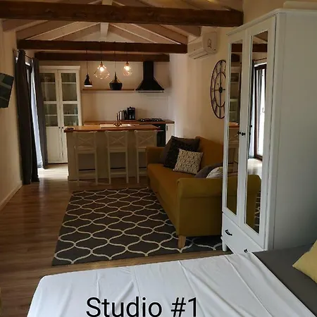 Romy شقة بولا